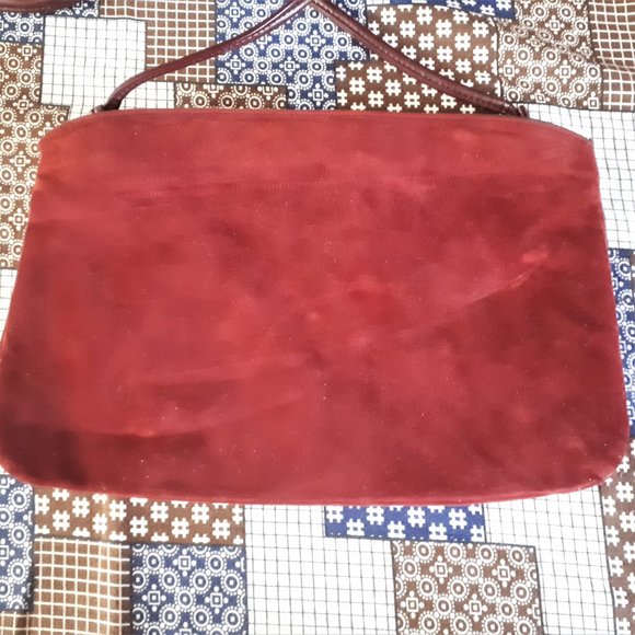 Vintage 1980s Cabrelli Burgundy Velvet Crossbody Bag - Picture 3 of 6